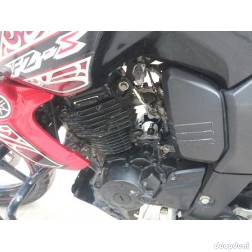 yamaha Fzs 2014 model 38200 kms